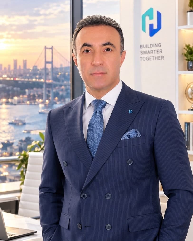 Babak Abedi at the HublinkTech office in Istanbul